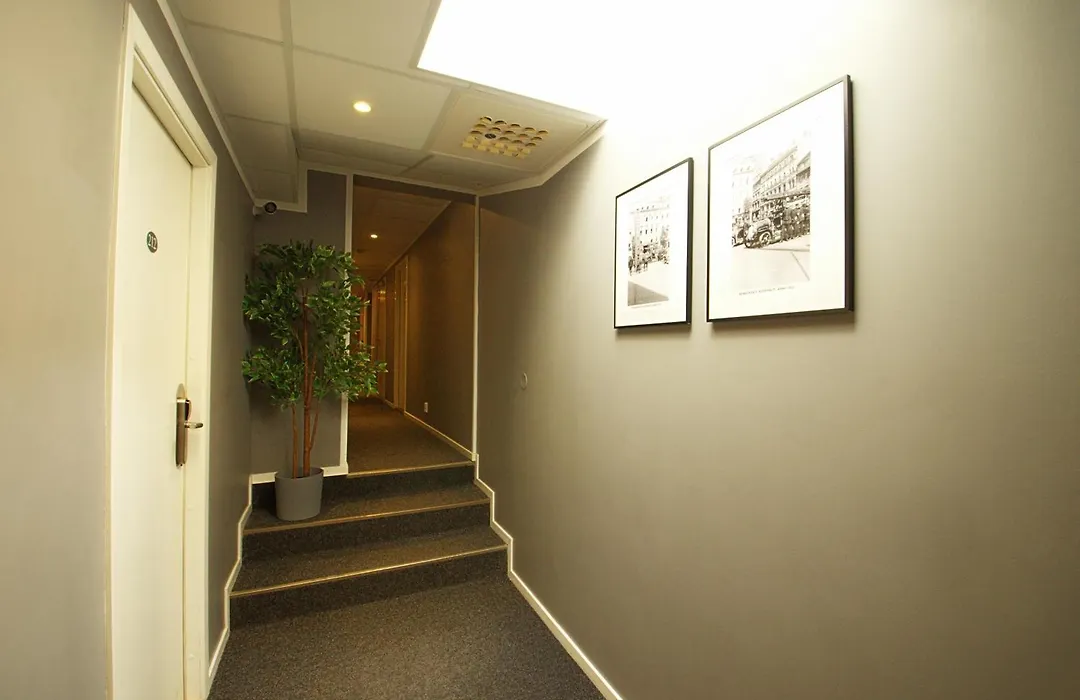 Grad Hotel And Hostel-1